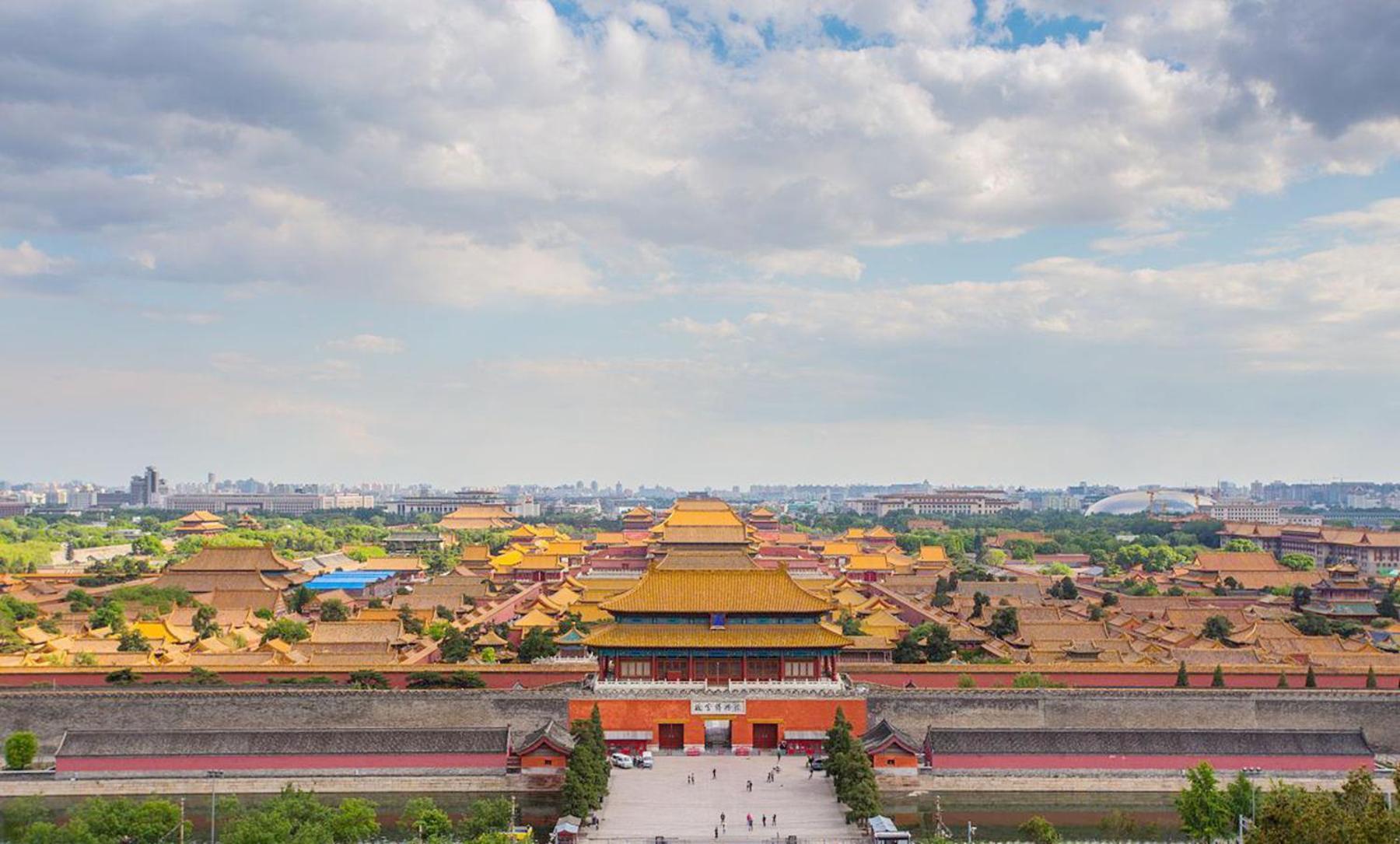East Sacred Hotel--Very Near Beijing Tiananmen Square ,The Forbidden City,The Temple Of Heaven ,3 Minutes' Walk To Wangfujing Subway ,Located In The Center Of Beijing, Many Shopping Malls Around,Newly Renovated Hotel-Able To Receive Foreign Guests Exterior photo The Forbidden City, Beijing